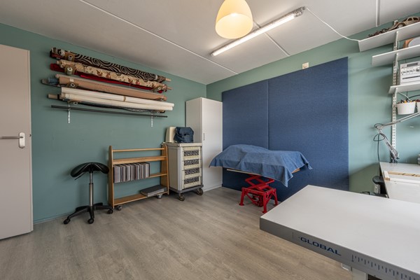 Medium property photo - Kikkerveen 152, 3205 XE Spijkenisse